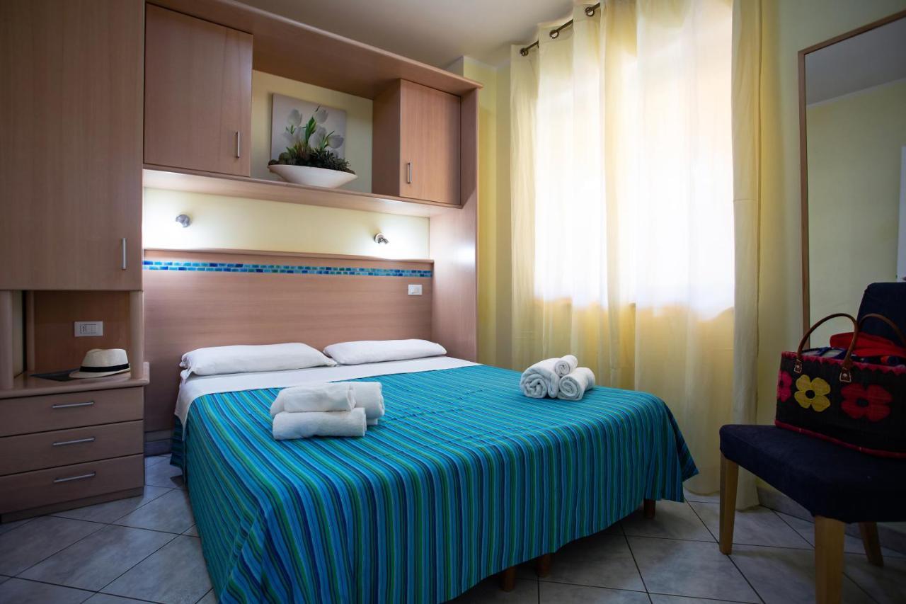 زامبروني Hotel Residence Riviera Calabra المظهر الخارجي الصورة