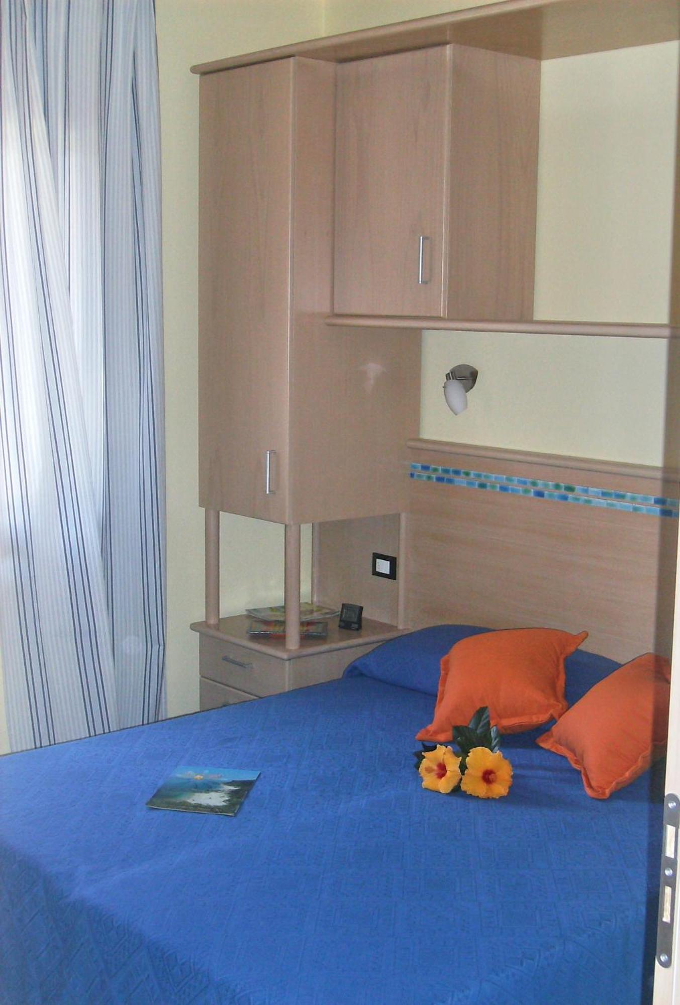 زامبروني Hotel Residence Riviera Calabra المظهر الخارجي الصورة