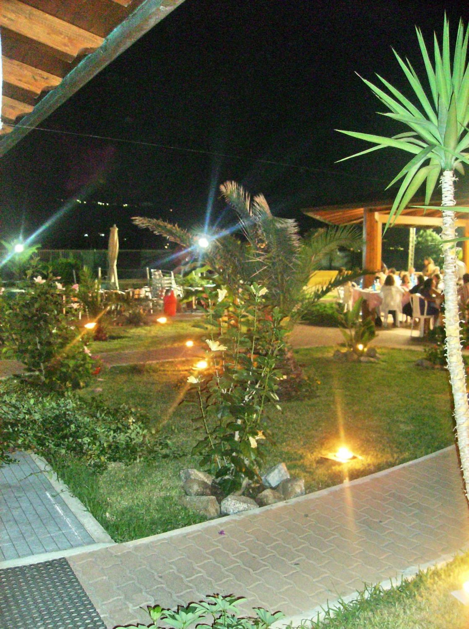 زامبروني Hotel Residence Riviera Calabra المظهر الخارجي الصورة