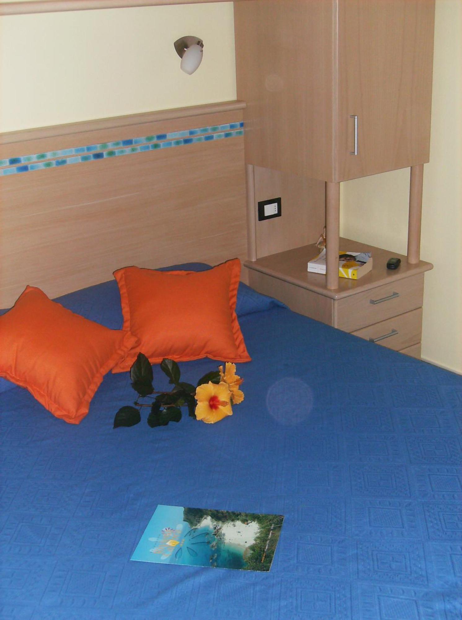زامبروني Hotel Residence Riviera Calabra المظهر الخارجي الصورة