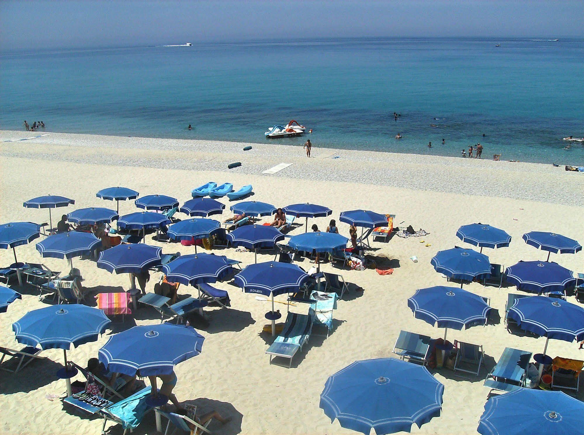 زامبروني Hotel Residence Riviera Calabra المظهر الخارجي الصورة